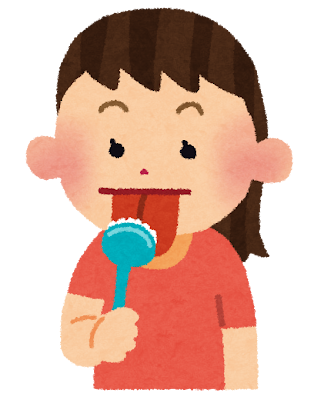 舌を磨く女性